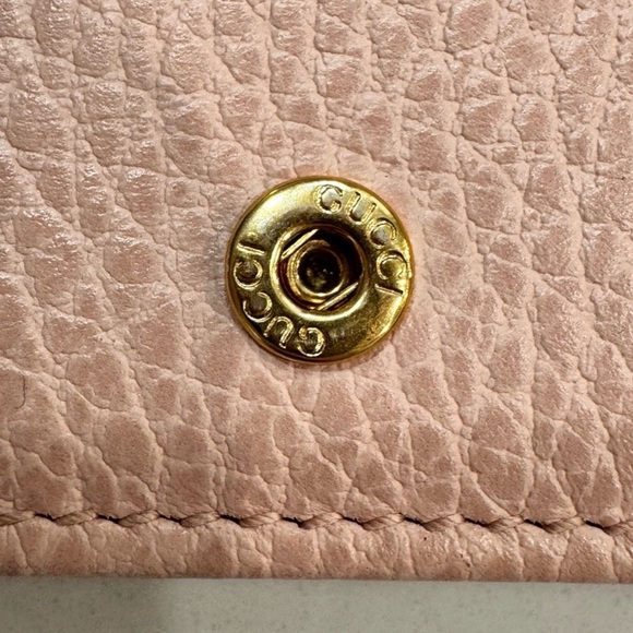 Gucci GG Marmont Wallet Gucci
Pink Leather Card Case Wallet COA - Picture 7 of 11